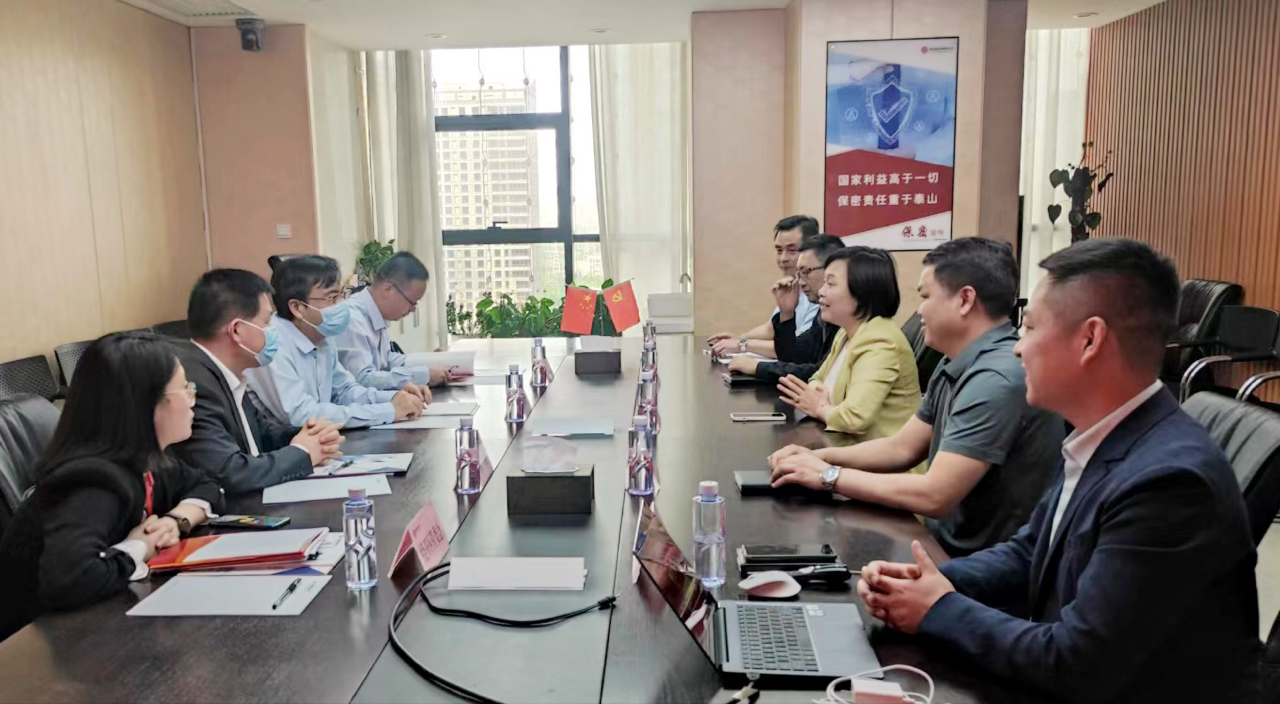 省金融监管局苏虎超一行到易迅通科技有限公司考察调研