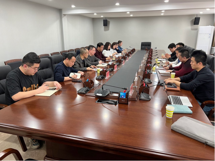 走出实效 访出真情 落到服务