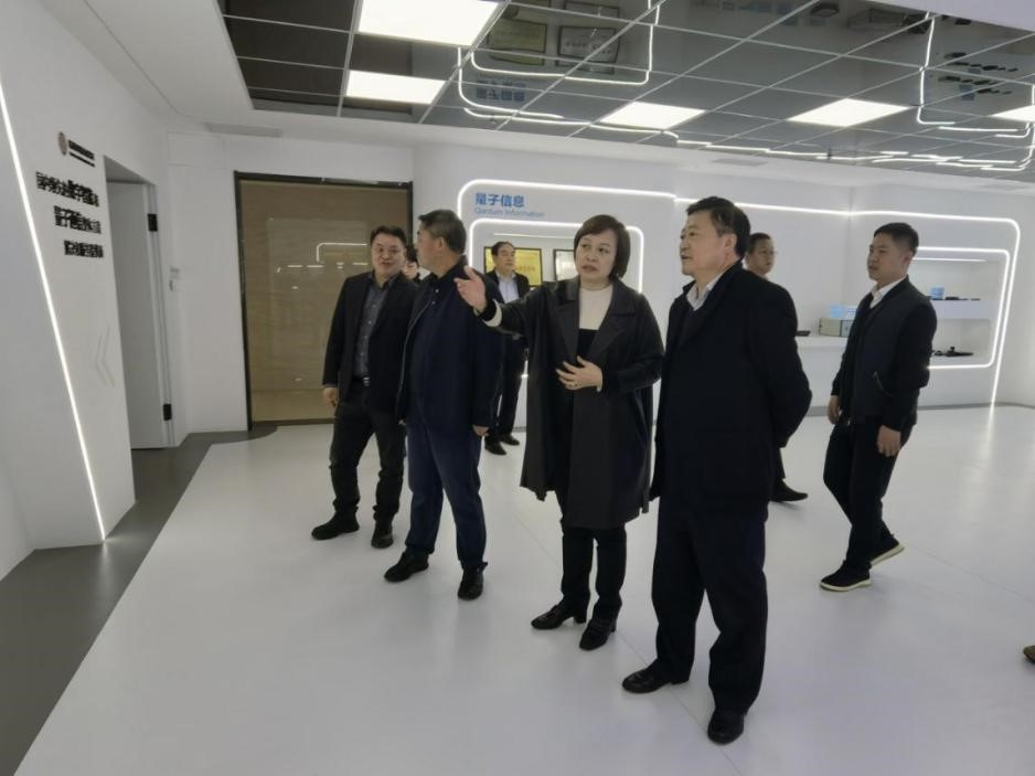 庆阳市机关事务管理局领导一行莅临易迅通考察交流